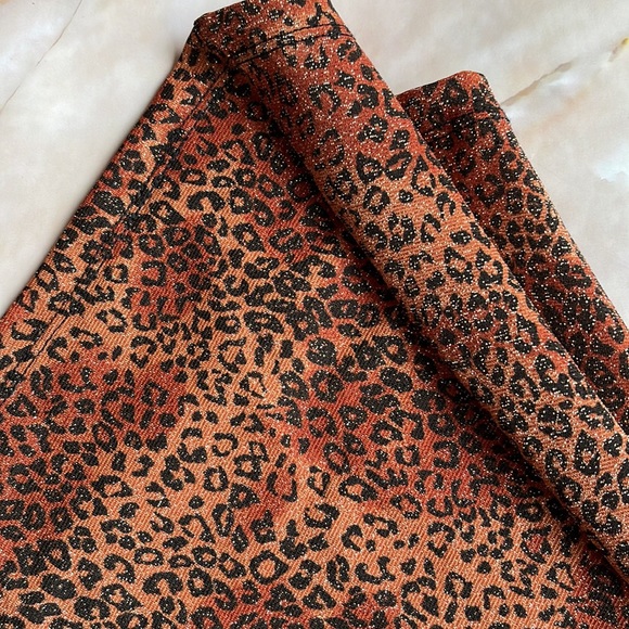 HER PONY | Monet bandeau and flares set in leopard print - Picture 6 of 11